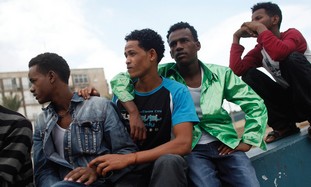 African migrants in Tel Aviv. (Photo: REUTERS)