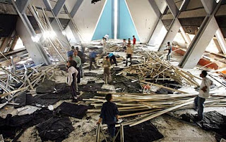 Gazan synagogue destroyed