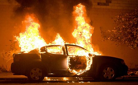 Car burning in Sweden, January 2017