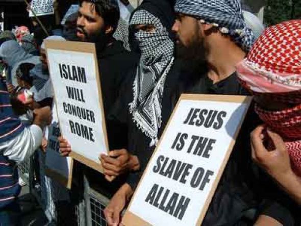 iran-jesus slave of allah.
