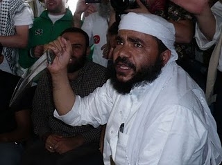 sheikh on flotilla with knife